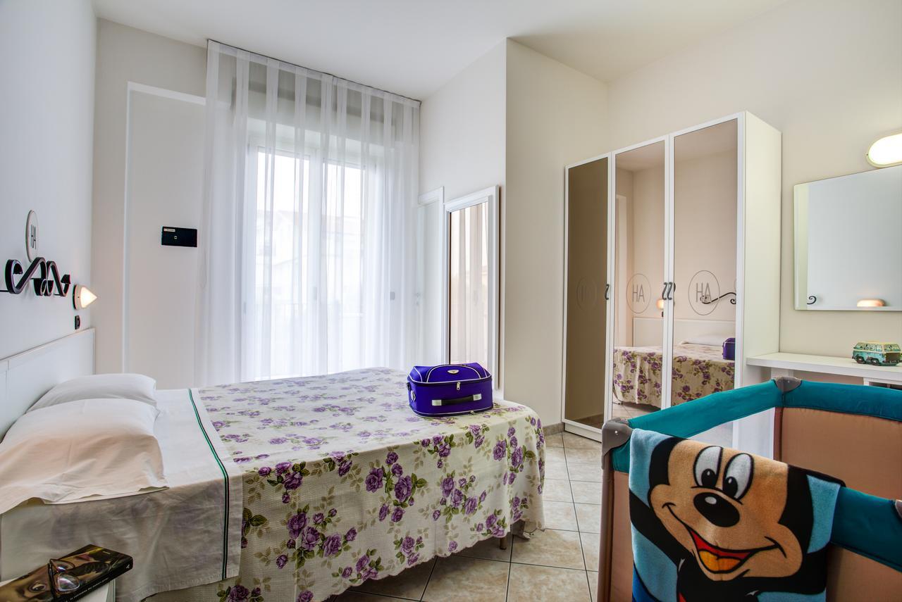 Ancora Hotel & Residence Cattolica Exterior foto